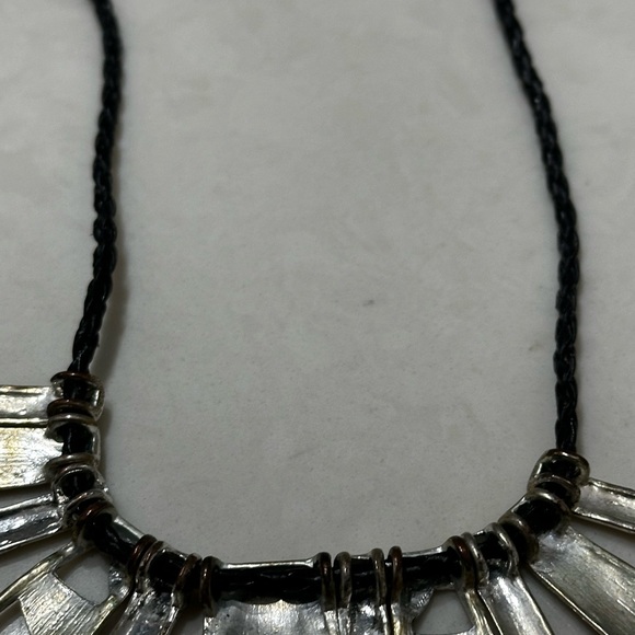 Vintage Silver Tone Trapezoid Pendant Black Leather Necklace - Picture 8 of 8